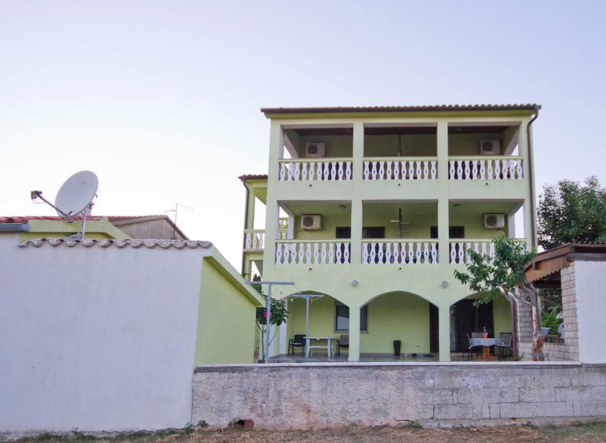 Holiday Home Matosevic Medulin Exterior photo