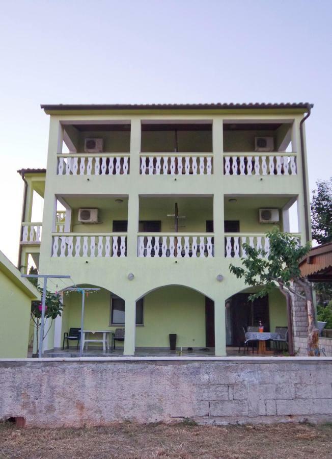 Holiday Home Matosevic Medulin Exterior photo